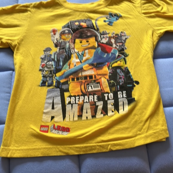 Bundle of 3 boy’s tee shirts - sizes 4/5 to 7. Pre-loved. - Picture 3 of 4